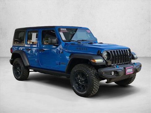 Used 2023 Jeep Wrangler Unlimited w/ Cold Weather Group AWD/4WD image 3