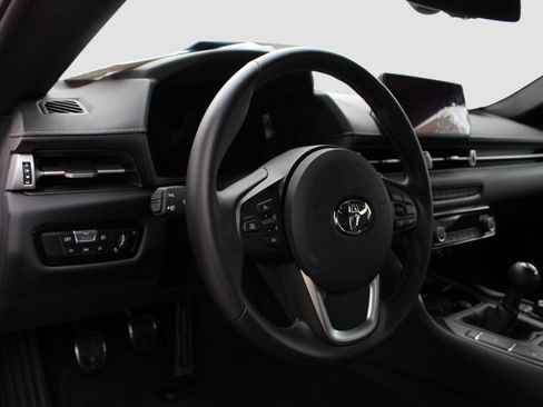 Certified 2025 Toyota Supra RWD image 26
