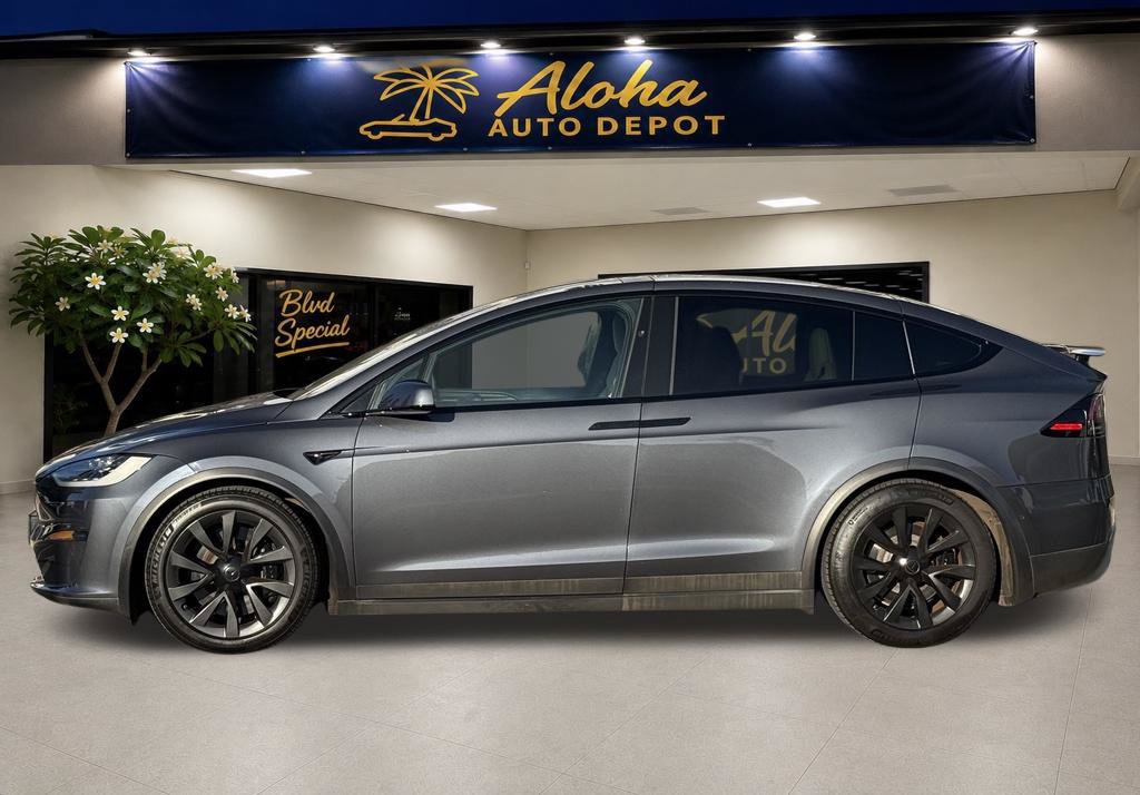 Used 2022 Tesla Model X Plaid AWD/4WD image 2