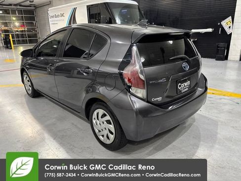 Used 2015 Toyota Prius C One FWD image 4
