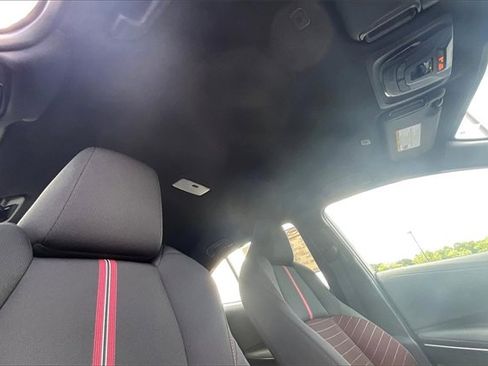 Used 2025 Toyota Corolla SE image 22