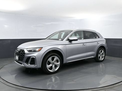 Used 2025 Audi Q5 2.0T Premium Plus w/ Premium Plus Package AWD/4WD image 1