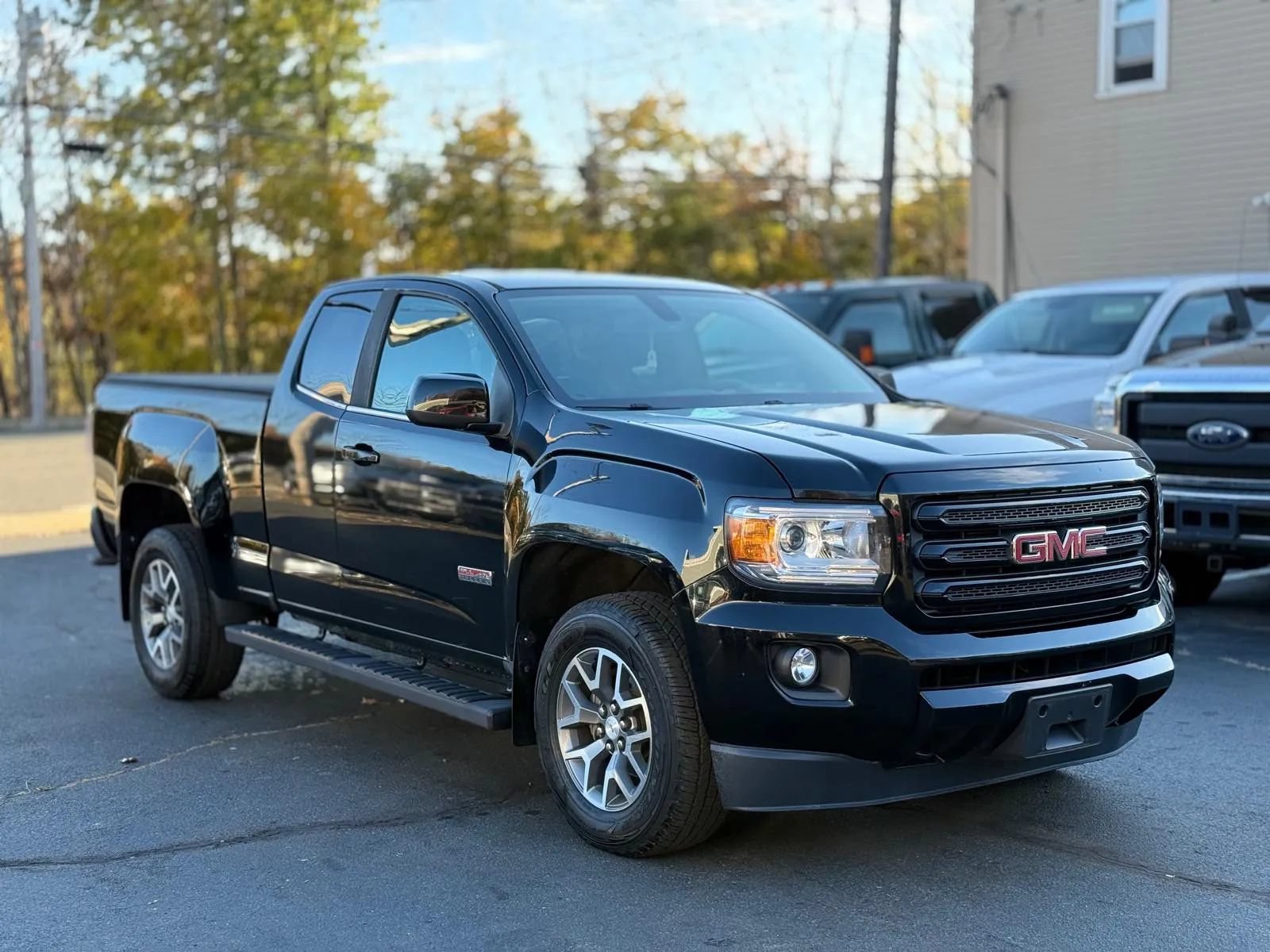 Used 2018 GMC Canyon All Terrain w/ Trailering Package AWD/4WD image 4