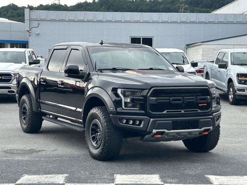 Used 2019 Ford F150 Raptor w/ Equipment Group 802A Luxury AWD/4WD image 1