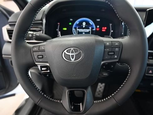 New 2026 Toyota Camry SE FWD image 22