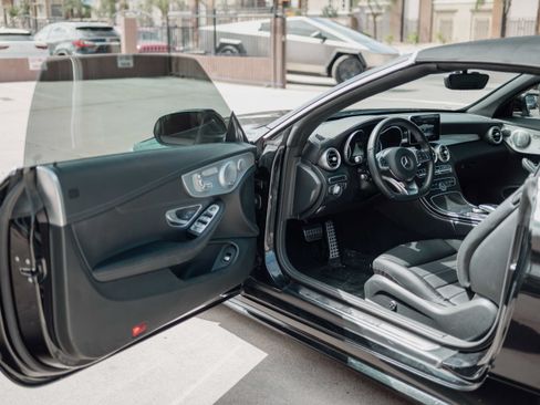 Used 2018 Mercedes-Benz C 300 Cabriolet w/ Premium Package image 5
