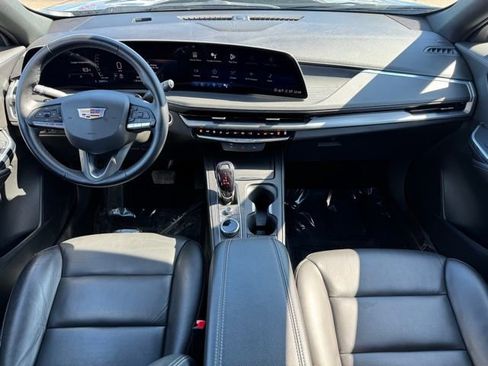Certified 2025 Cadillac XT4 Premium Luxury AWD/4WD image 7