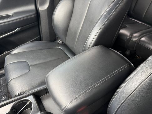 Used 2019 Hyundai Santa Fe AWD image 14