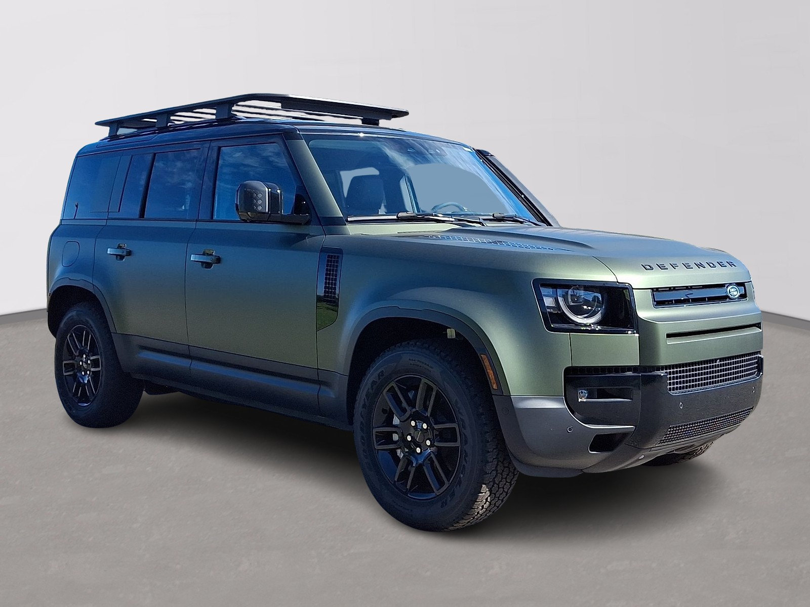 New 2026 Land Rover Defender 110 S AWD/4WD image 2