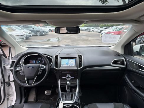 Used 2018 Ford Edge Sport w/ Equipment Group 401A AWD/4WD image 7