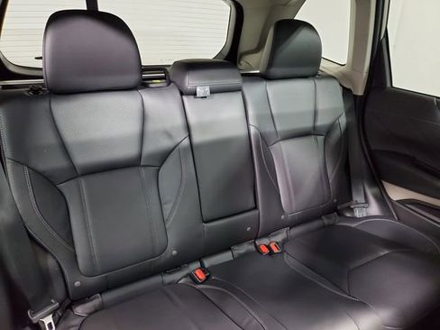 Used 2022 Subaru Forester Limited image 12