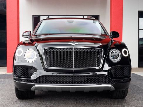 Used 2019 Bentley Bentayga AWD/4WD image 3