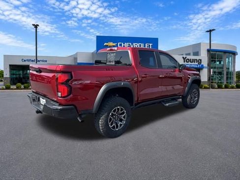Used 2024 Chevrolet Colorado ZR2 w/ ZR2 Convenience Package III AWD/4WD image 7