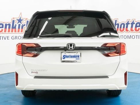 New 2026 Honda Odyssey EX-L image 7