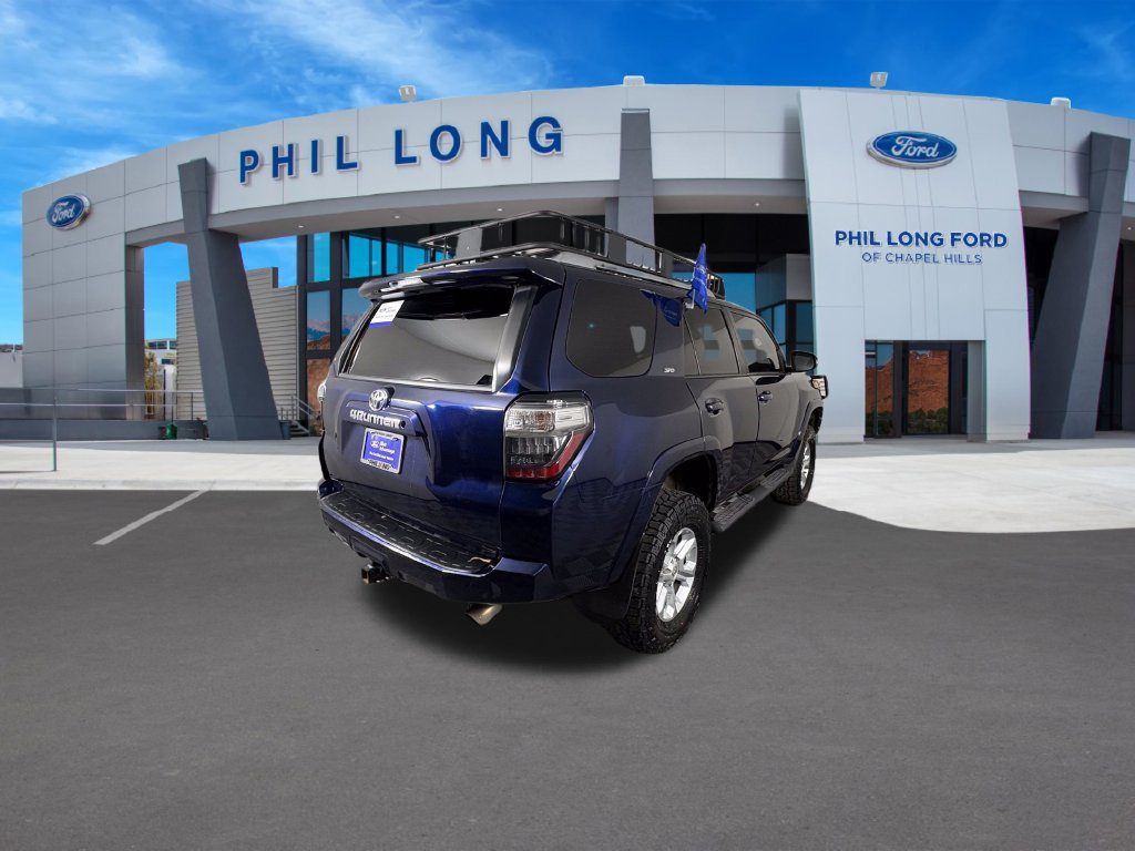 Used 2017 Toyota 4Runner SR5 Premium AWD/4WD image 5