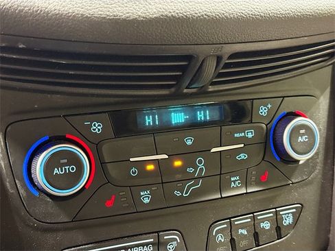 Used 2019 Ford Escape SEL image 17