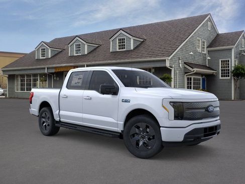 New 2025 Ford F150 Lightning Flash AWD/4WD image 7