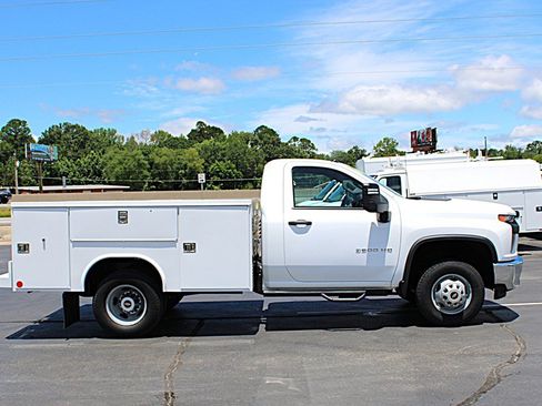 Used 2022 Chevrolet Silverado 3500 W/T w/ WT Convenience Package RWD image 9