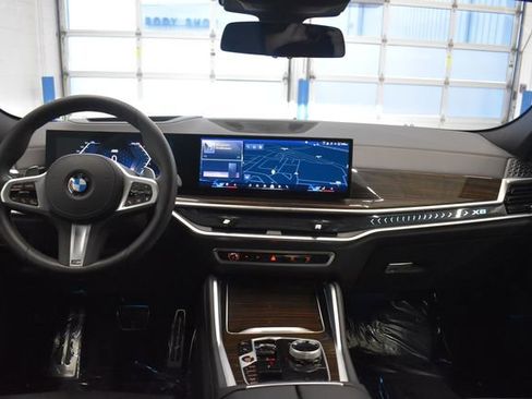 Used 2024 BMW X6 xDrive40i w/ Executive Package AWD/4WD image 5