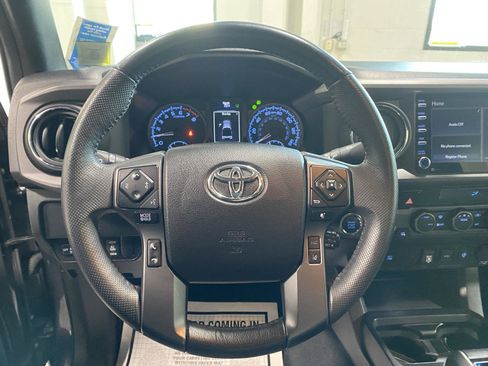 Used 2021 Toyota Tacoma TRD Off-Road AWD/4WD image 24