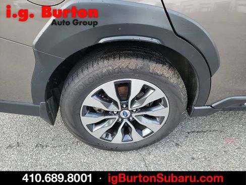 Used 2023 Subaru Outback Limited AWD/4WD image 7