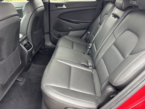 Certified 2021 Hyundai Tucson Limited w/ Cargo Package image 15