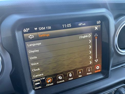 Used 2023 Jeep Wrangler Unlimited Rubicon 4xe AWD/4WD image 25