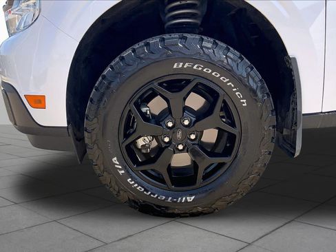 Certified 2024 Ford Maverick XLT w/ XLT Luxury Package AWD/4WD image 11