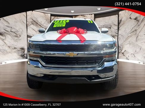 Used 2017 Chevrolet Silverado 1500 LT w/ Trailering Package image 2