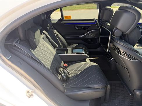 Used 2021 Mercedes-Benz S 580 4MATIC Sedan image 9