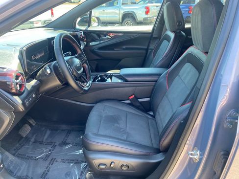 Used 2025 Chevrolet Blazer EV RS AWD/4WD image 9