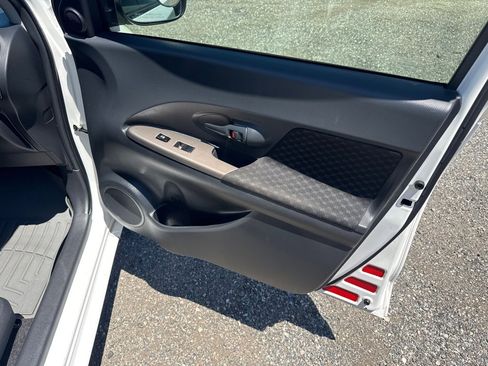 Used 2011 Scion xD FWD image 28