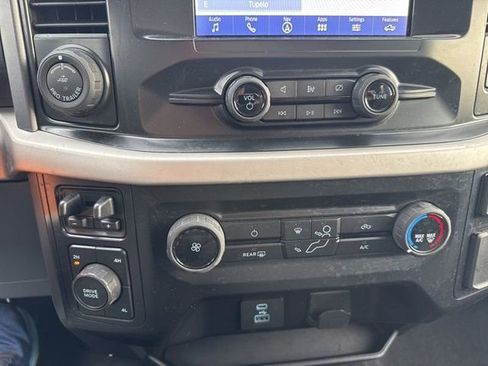 Used 2022 Ford F150 XLT w/ Trailer Tow Package image 17