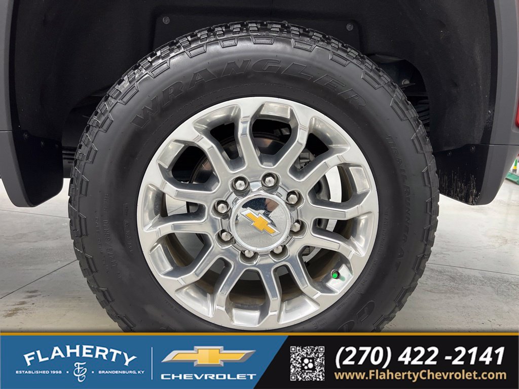 Used 2025 Chevrolet Silverado 3500 LTZ w/ LTZ Premium Package AWD/4WD image 21
