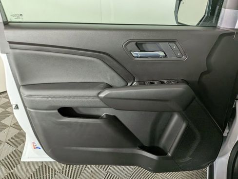 New 2026 GMC Canyon Elevation w/ Convenience Package image 13