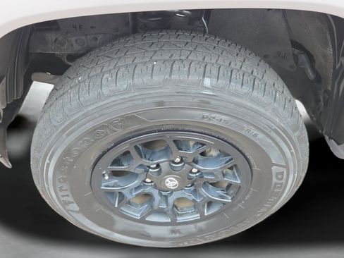 Used 2021 Toyota Tacoma SR5 image 33