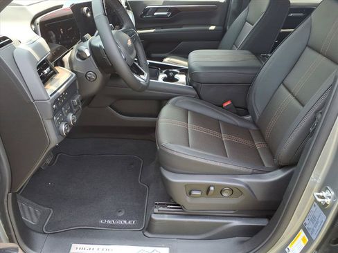 New 2026 Chevrolet Tahoe High Country AWD/4WD image 5