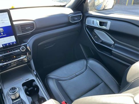 Used 2022 Ford Explorer ST w/ Equipment Group 401A image 16