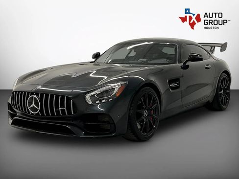 Used 2018 Mercedes-Benz AMG GT S w/ Exclusive Interior Package image 4