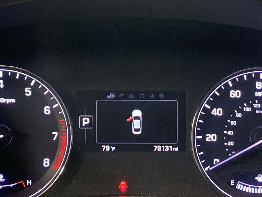 Used 2017 Genesis G80 3.8 AWD/4WD image 23