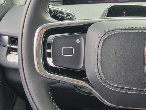 New 2025 Lincoln Navigator Reserve image 25