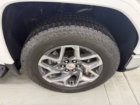 New 2026 GMC Sierra 1500 SLT w/ SLT Premium Plus Package image 4