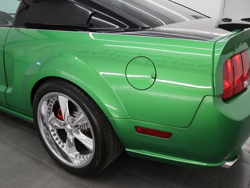 Used 2007 Ford Mustang GT RWD image 30