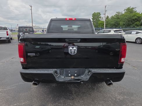 Used 2014 RAM 1500 Express w/ Black Ram 1500 Express Group RWD image 4