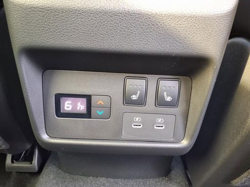 New 2025 Nissan Rogue Platinum w/ Tech Package image 14