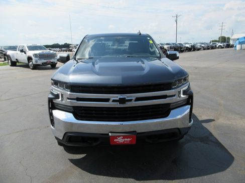 Used 2021 Chevrolet Silverado 1500 LT AWD/4WD image 13