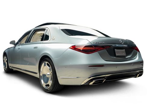 Used 2024 Mercedes-Benz Maybach S 580 4MATIC image 3
