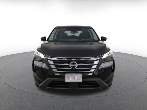 Used 2025 Nissan Rogue SV FWD image 2