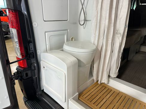 Used 2021 RAM ProMaster 1500 w/ Convenience Group FWD image 31