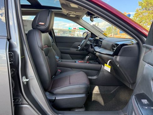 New 2026 Nissan Kicks SR w/ SR Premium Package image 16